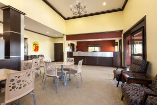 Super 8 by Wyndham Fairfield Tx - 7