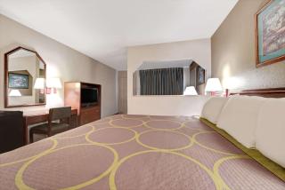 Super 8 by Wyndham Richardson Dallas - 7