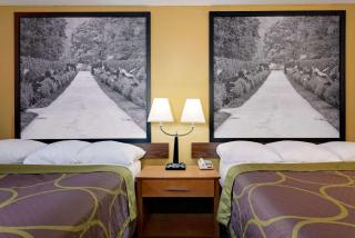 Super 8 by Wyndham Allentown - Allentown - 2