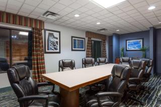 Wingate by Wyndham Chesapeake - Chesapeake - 1