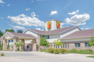 Super 8 by Wyndham Cedar Falls - Cedar Falls - 0