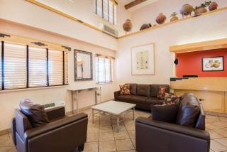 Hawthorn Suites by Wyndham Albuquerque - 1