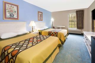 Super 8 by Wyndham Freeport - Freeport - 2