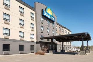 Days Inn by Wyndham Regina Airport West - 9