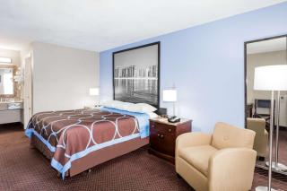 Super 8 by Wyndham Foley - Foley - 2