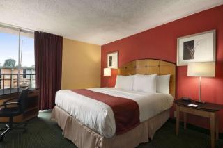 Baymont by Wyndham Salem Roanoke Area - Salem - 8