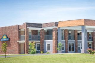Days Inn by Wyndham Cave City - Cave City - 9