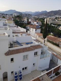 Superior family town centre villa close to beach in peaceful residential zone - Nerja - 9