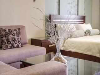 Plaka Beach Resort - 8
