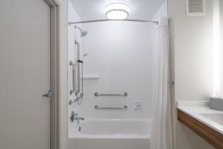 Holiday Inn Express Radcliff Fort Knox by IHG - Radcliff - 7