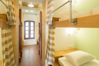 Barn & Bed Hostel - Banguecoque - 9