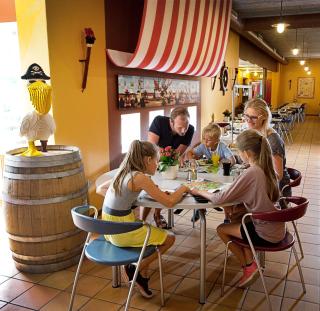 LEGOLAND Wilderness Barrels & Cabins - Billund - 5