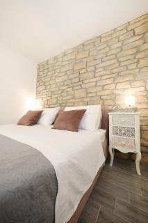 Saint Simeon room and apartment - Zadar - 0