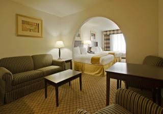 Holiday Inn Express Childress by IHG - Childress - 4