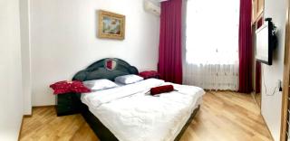Calm center of Baku - Bakoe - 2