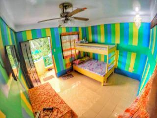 Tagaytay Bloom Breeze Cruz Apartelle - Tagaytay - 4
