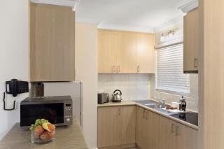 The Peninsula Riverside Serviced Apartments - Perth - 2