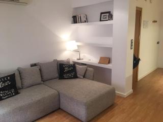 LUXURY APARTMENT - 8