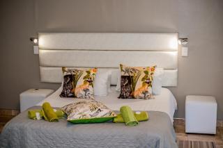 Out of Africa Guesthouse - Otjiwarongo - 6