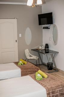 Out of Africa Guesthouse - Otjiwarongo - 3