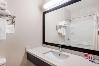 Super 8 by Wyndham Watrous - Watrous - 4