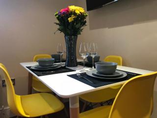 One Bedroom Flat in Bush Hill Park - Enfield - 3
