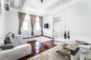 Breathless view Parliament 2 Luxury Suites with terrace FREE PARKING RESERVATION NEEDED - Budapest - 7