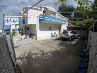Apartments by the sea Slatine, Ciovo - 1098 - 1
