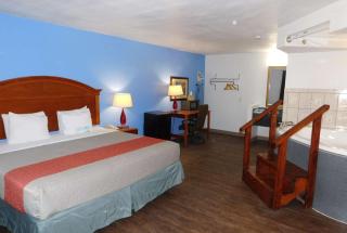 Days Inn by Wyndham Oklahoma City NW Expressway - Warr Acres - 5