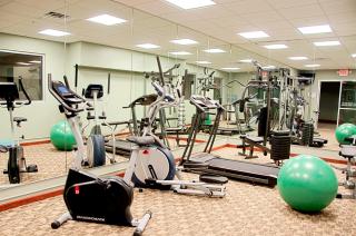 Best Western Plus Sandusky Hotel & Suites - 1