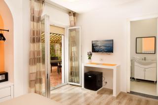 Sorrento Comfort Rooms con piscina - 3