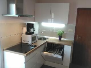 Apartment Yelena Rose West - 2