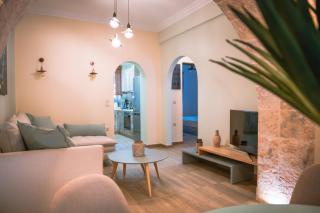 Traditional Thiseio Home - 9