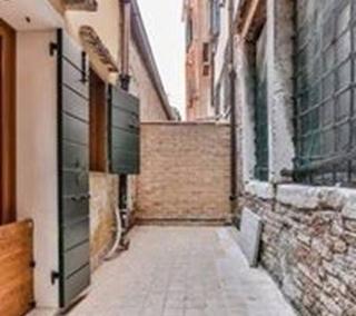 Ca' Bianca - Venice - 2