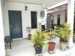 Niyaz Inn - Pantai Cenang - 6