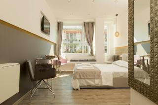 Hermes studio - 2