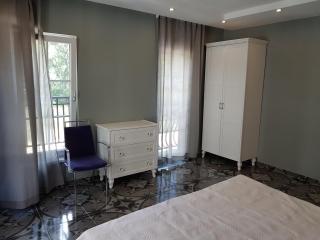 St. Sofia Apartments - Official Rental - 9