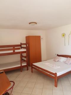 Apartments Denis - Metajna - 5