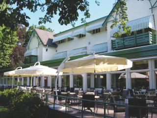 Fletcher Familiehotel Paterswolde - Eelde-Paterswolde - 1