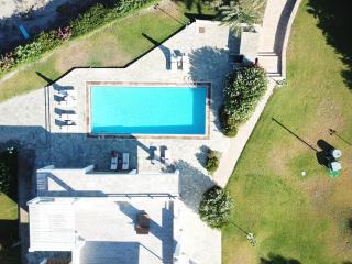 Belvedere Beachfront Villa - Afando - 7