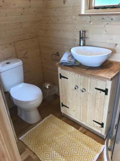 Sutor Coops The Nest with Hot Tub - 1