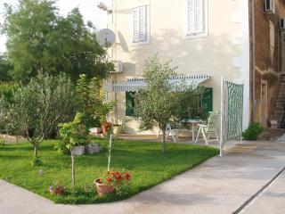 Apartments by the sea Blace, Neretva Delta - Usce Neretve - 16068 - Blace - 1
