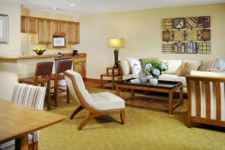 Best Western Plus Dubuque Hotel and Conference Center - 9