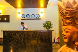 Oak Ray City Hotel - 8