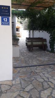 Apartment Vesna With Balcony & Free Parking - 8