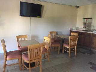 Americas Best Value Inn-Manchester - Manchester - 5