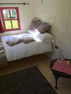 Blackstairs Shepherds Huts - Killedmond - 9