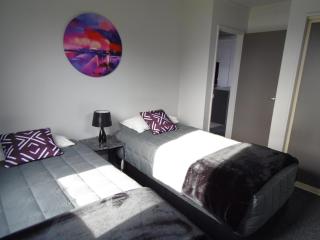 Glenavys Waitaki River Motor Camp - 4