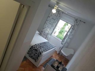 Kaja Apartment - 4