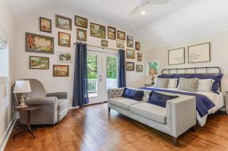 Lake Trail Treehouse - 7